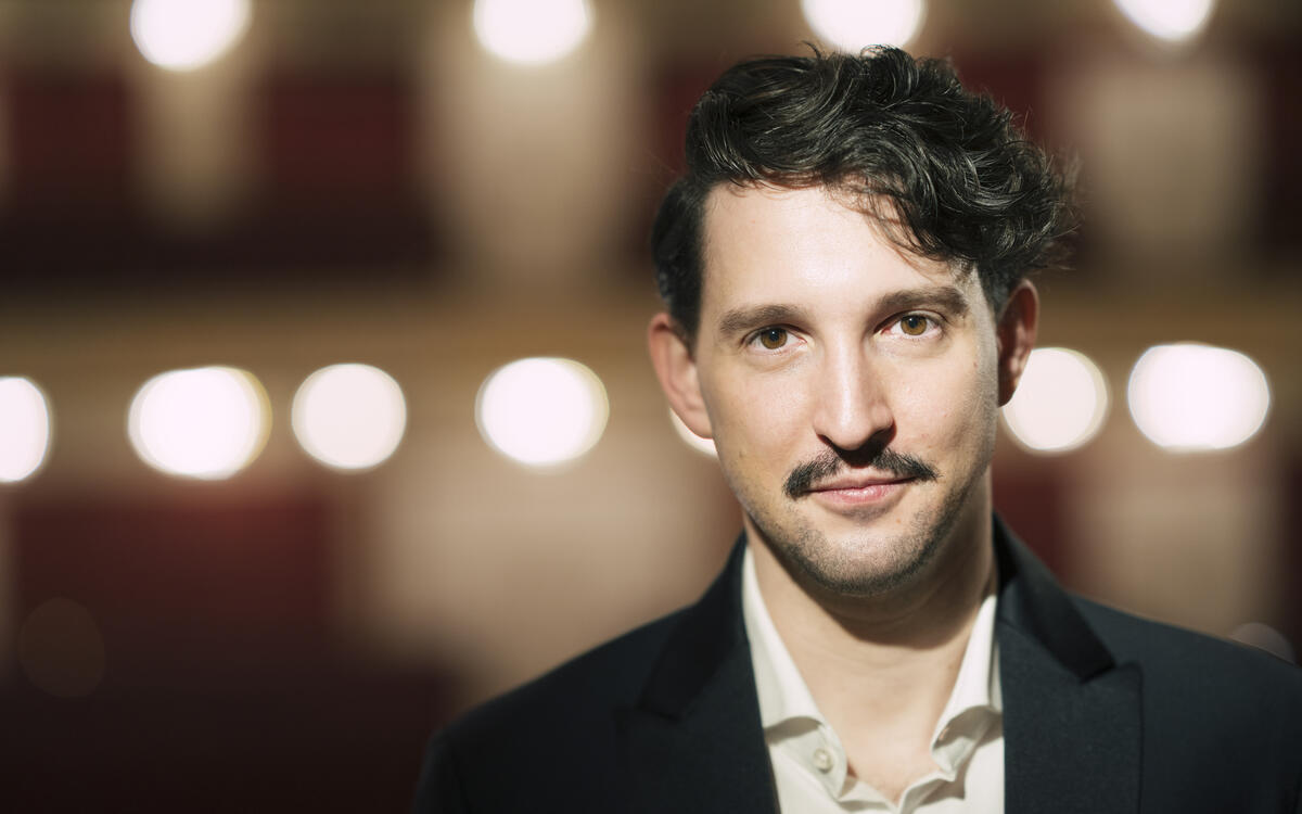 NIKOLAUS HABJAN feiert sein Debüt im Wiener Musikverein