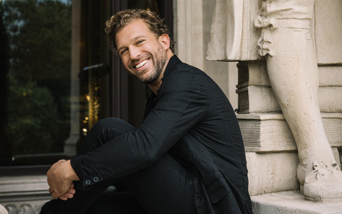 JULIAN PRÉGARDIEN - Müller*in Wien und auf Tour